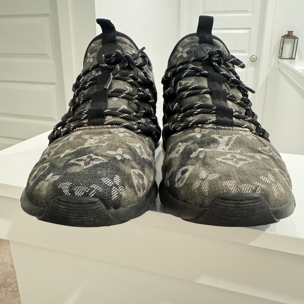 Louis Vuitton Black and Gray Monogram Sneakers - Picture 6 of 6